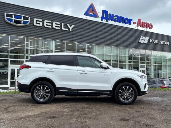 Geely Atlas Pro с пробегом 2022 года, цена 2 540 000 рублей, 9541 км, внедорожник, Автокод Объявления