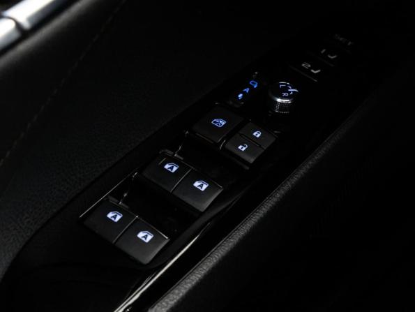 Toyota Camry VIII (XV70) с пробегом 2020 года, цена 2 499 000 рублей, 262332 км, седан, Автокод Объявления