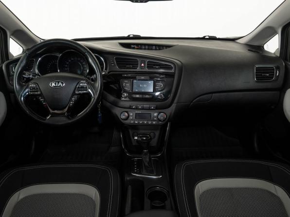Kia Ceed II с пробегом 2013 года, цена 1 320 000 рублей, 99016 км, хэтчбек, Автокод Объявления