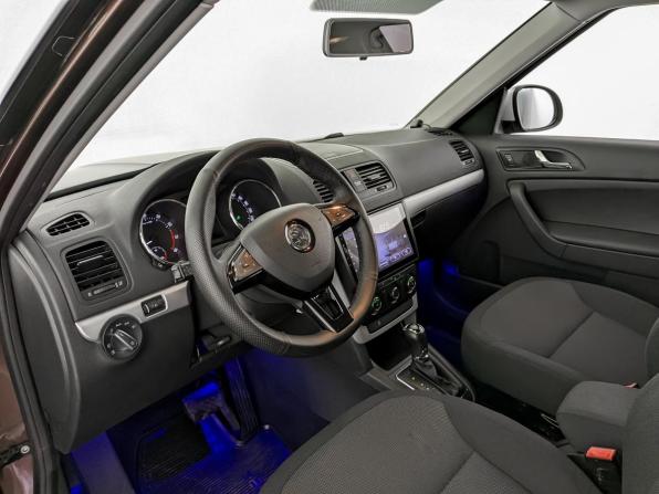 Skoda Yeti I Рестайлинг с пробегом 2014 года, цена 1 250 000 рублей, 66239 км, внедорожник, Автокод Объявления