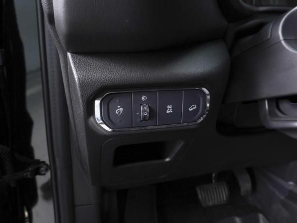 Haval Jolion I Рестайлинг с пробегом 2024 года, цена 2 200 000 рублей, 9556 км, внедорожник, Автокод Объявления