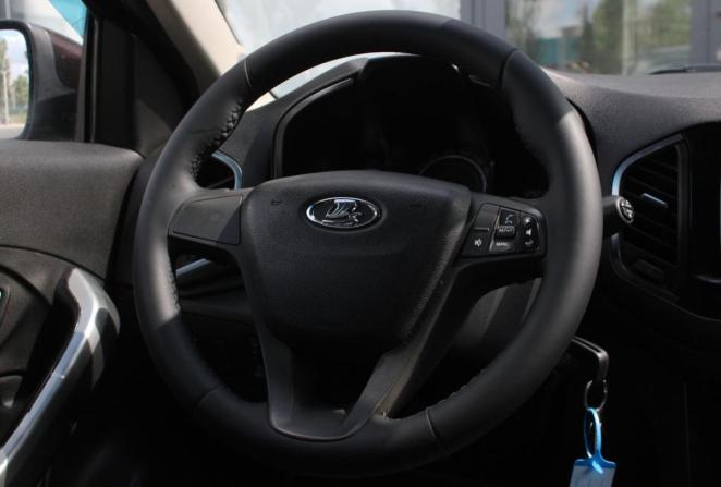 Lada (ВАЗ) XRAY I с пробегом 2017 года, цена 765 000 рублей, 129130 км, хэтчбек, Автокод Объявления