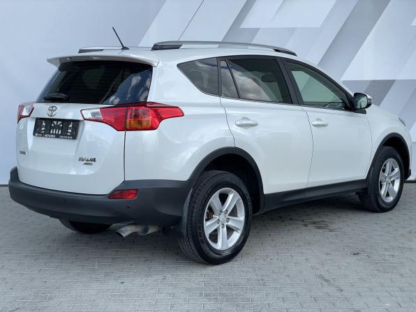 Toyota RAV4 IV (XA40) с пробегом 2014 года, цена 1 850 000 рублей, 123055 км, внедорожник, Автокод Объявления