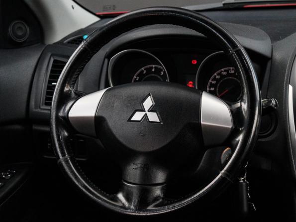 Mitsubishi ASX I с пробегом 2010 года, цена 900 000 рублей, 154112 км, внедорожник, Автокод Объявления