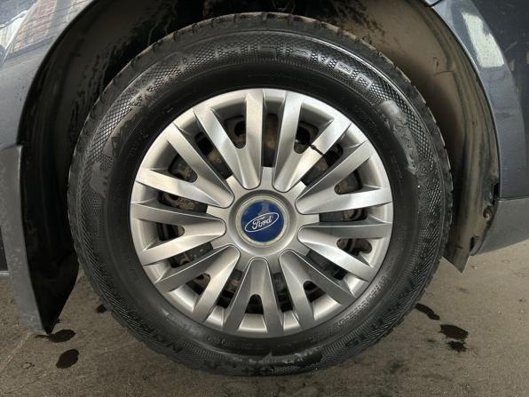 Ford Focus II с пробегом 2007 года, цена 499 000 рублей, 213348 км, универсал, Автокод Объявления