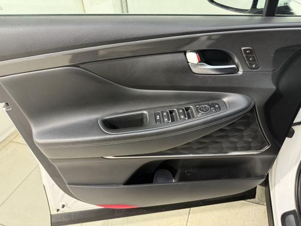 Hyundai Santa Fe IV Рестайлинг с пробегом 2021 года, цена 3 699 800 рублей, 57000 км, внедорожник, Автокод Объявления