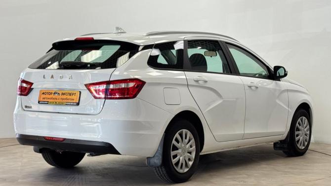 Lada (ВАЗ) Vesta I с пробегом 2021 года, цена 1 110 000 рублей, 106126 км, универсал, Автокод Объявления