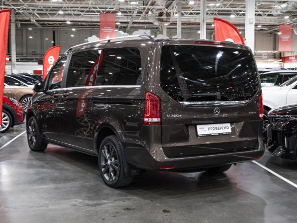 Mercedes-Benz V-Класс III (W447) с пробегом 2017 года, цена 3 579 585 рублей, 181819 км, минивэн, Автокод Объявления