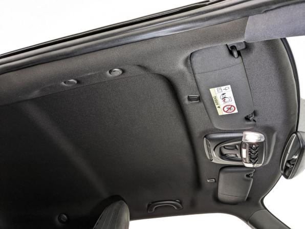 Mini Hatch III (F55/F56) Рестайлинг с пробегом 2020 года, цена 2 990 000 рублей, 84800 км, хэтчбек, Автокод Объявления