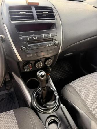 Mitsubishi ASX I с пробегом 2011 года, цена 785 000 рублей, 326412 км, внедорожник, Автокод Объявления