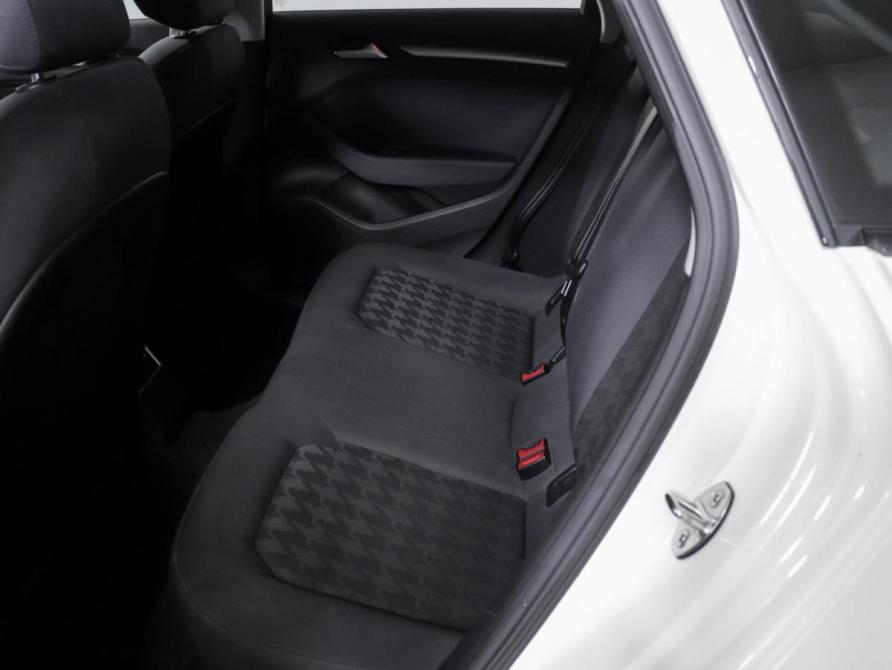 Audi A3 III (8V) Москва  - изображение 10