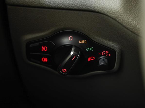 Audi Q5 I (8R) Рестайлинг с пробегом 2014 года, цена 2 099 000 рублей, 104950 км, внедорожник, Автокод Объявления