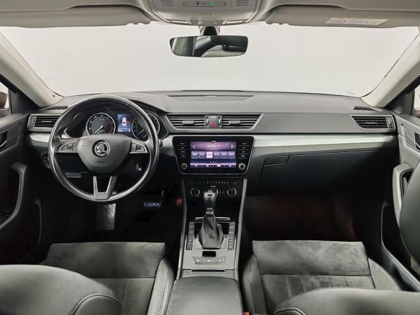 Skoda Superb III с пробегом 2017 года, цена 1 975 000 рублей, 159021 км, лифтбек, Автокод Объявления