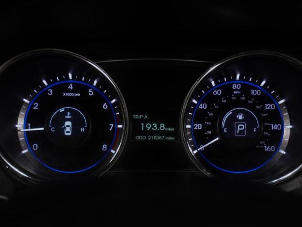 Hyundai Sonata VI (YF) с пробегом 2010 года, цена 959 000 рублей, 338536 км, седан, Автокод Объявления
