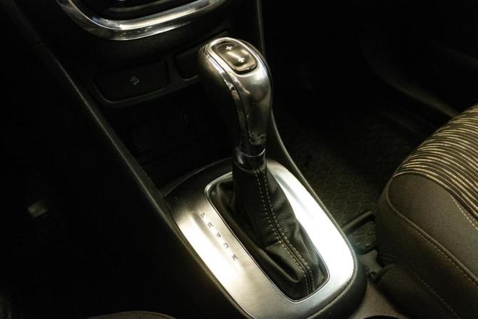 Opel Mokka I с пробегом 2013 года, цена 1 099 000 рублей, 156000 км, внедорожник, Автокод Объявления