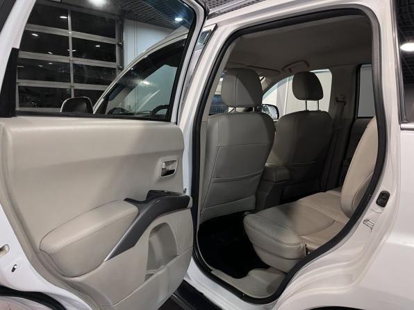 Citroen C-Crosser с пробегом 2011 года, цена 728 000 рублей, 223632 км, внедорожник, Автокод Объявления