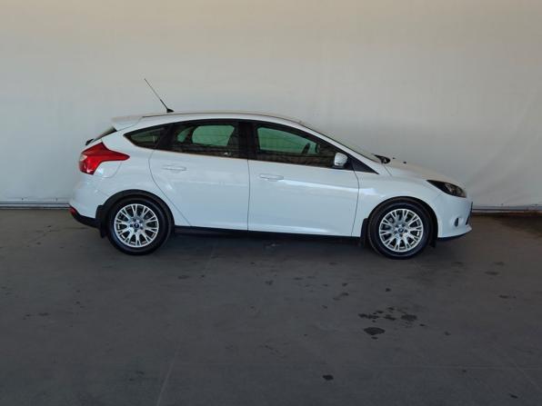 Ford Focus III с пробегом 2013 года, цена 947 000 рублей, 99000 км, хэтчбек, Автокод Объявления