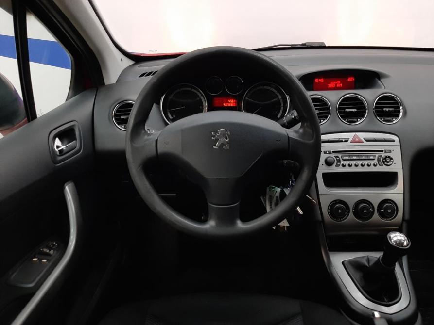 Peugeot 308 I Москва  - изображение 13