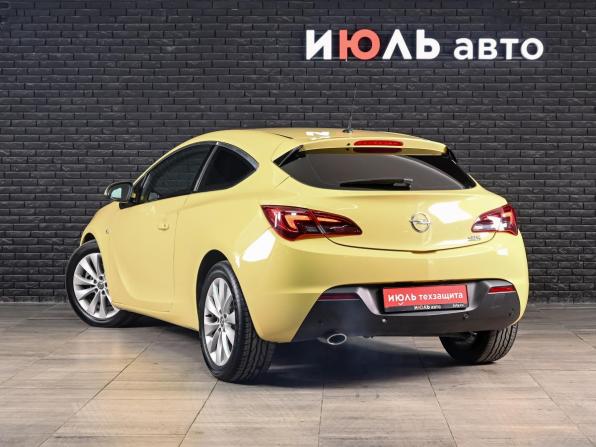 Opel Astra J Рестайлинг с пробегом 2013 года, цена 950 000 рублей, 139862 км, хэтчбек, Автокод Объявления