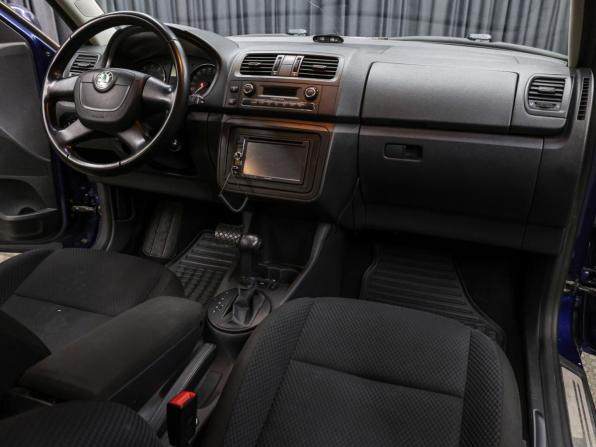 Skoda Fabia II Рестайлинг с пробегом 2010 года, цена 629 000 рублей, 192043 км, хэтчбек, Автокод Объявления