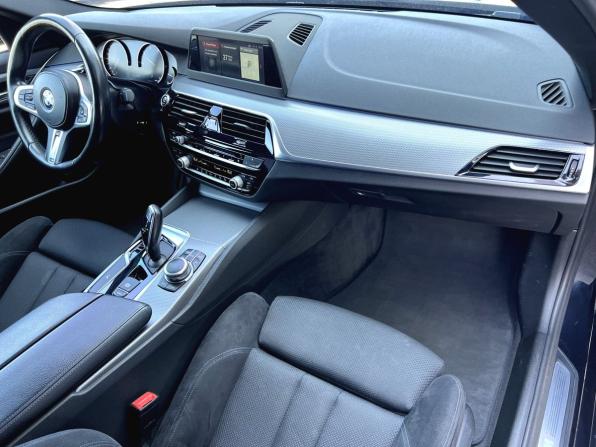 BMW 5 серии VII (G30/G31/G38) с пробегом 2018 года, цена 3 150 000 рублей, 122823 км, седан, Автокод Объявления