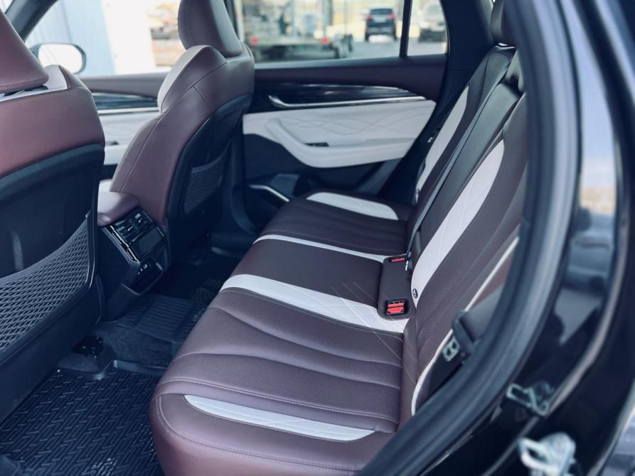 Geely Monjaro I Санкт-Петербург  - изображение 8