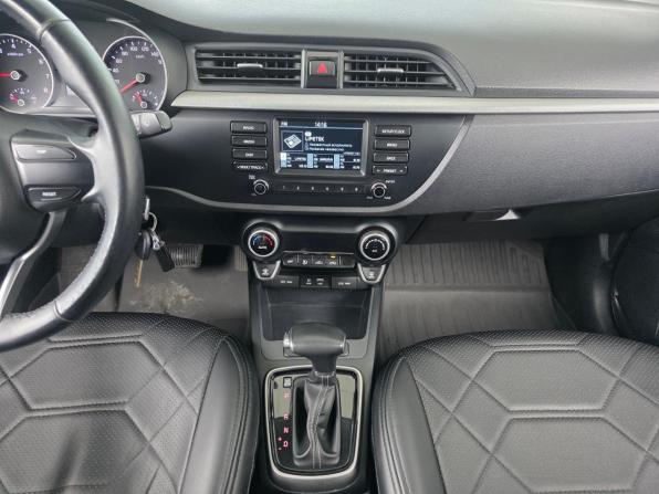 Kia Rio IV с пробегом 2018 года, цена 1 379 000 рублей, 103350 км, седан, Автокод Объявления