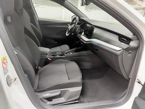Skoda Octavia IV (A8) с пробегом 2022 года, цена 2 829 000 рублей, 46801 км, лифтбек, Автокод Объявления