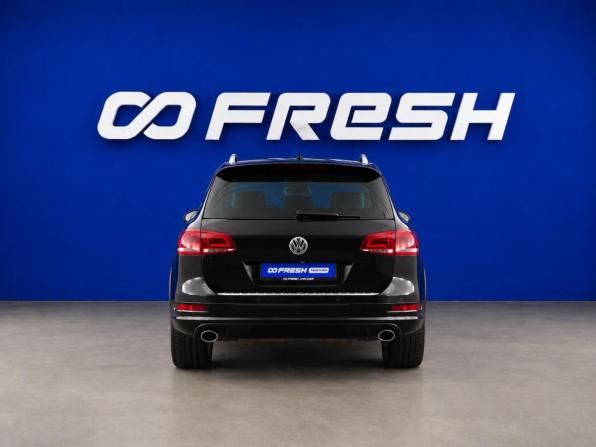 Volkswagen Touareg II с пробегом 2014 года, цена 3 649 077 рублей, 111225 км, внедорожник, Автокод Объявления