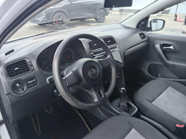 Volkswagen Polo V с пробегом 2013 года, цена 599 000 рублей, 270000 км, седан, Автокод Объявления