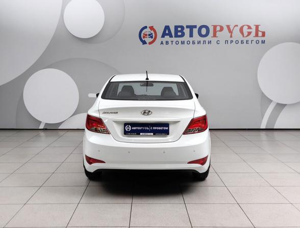 Hyundai Solaris I Рестайлинг с пробегом 2015 года, цена 1 029 000 рублей, 91432 км, седан, Автокод Объявления