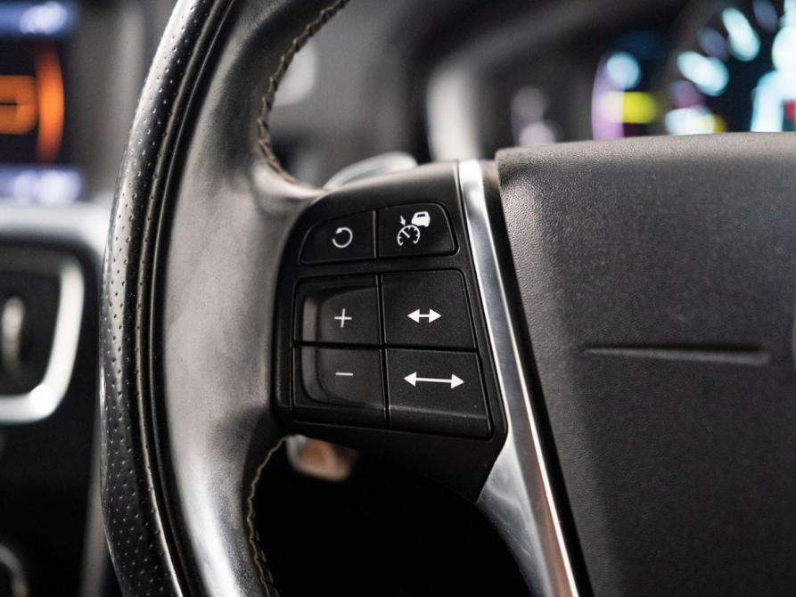 Volvo V60 I Рестайлинг Иркутск  - изображение 10