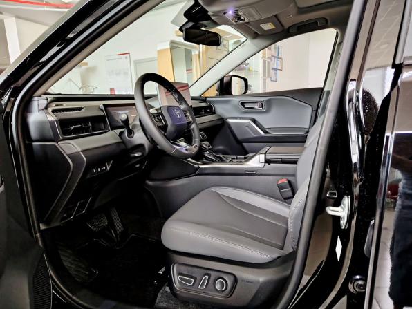 Новый Toyota RAV4 VI (XA60) 2026 года, цена 5 000 000 рублей, внедорожник, Автокод Объявления