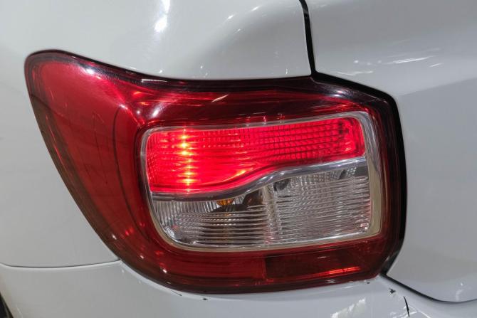 Renault Logan II Рестайлинг с пробегом 2021 года, цена 499 000 рублей, 318000 км, седан, Автокод Объявления