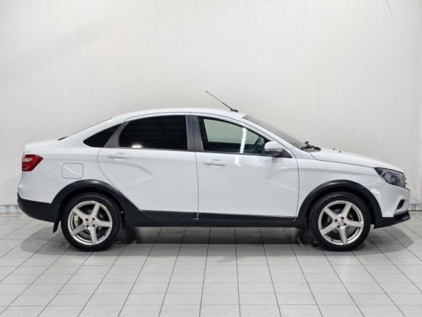 Lada (ВАЗ) Vesta I с пробегом 2019 года, цена 826 900 рублей, 143266 км, седан, Автокод Объявления