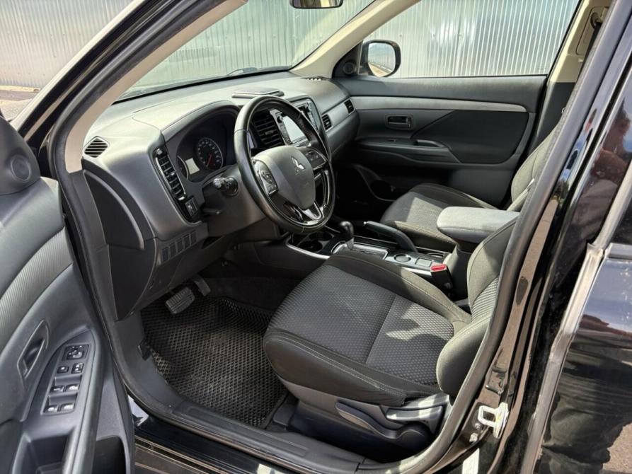 Mitsubishi Outlander III Рестайлинг 2 Пермь  - изображение 6