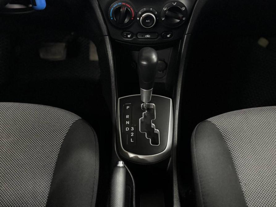 Hyundai Solaris I Санкт-Петербург  - изображение 16