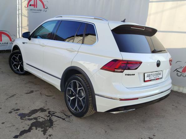 Volkswagen Tiguan II с пробегом 2019 года, цена 2 770 000 рублей, 171459 км, внедорожник, Автокод Объявления
