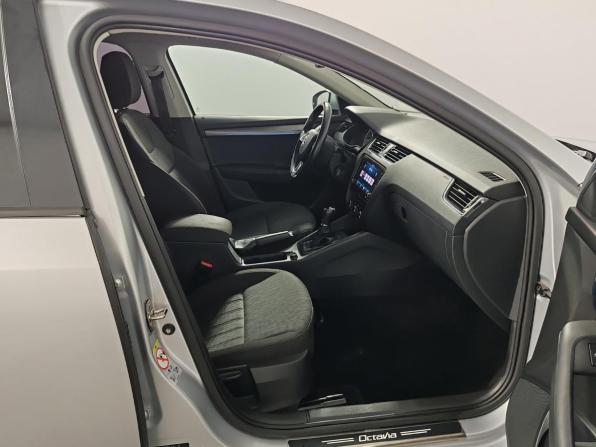 Skoda Octavia III (A7) Рестайлинг с пробегом 2017 года, цена 1 799 000 рублей, 173154 км, универсал, Автокод Объявления