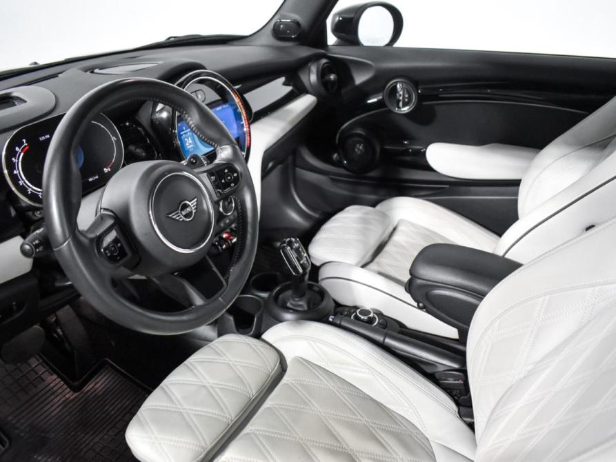 Mini Hatch III (F55/F56) Рестайлинг 2 Санкт-Петербург  - изображение 16