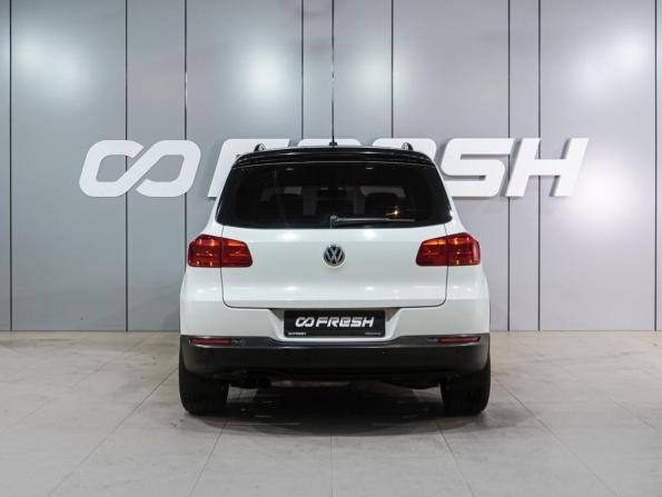 Volkswagen Tiguan I Рестайлинг с пробегом 2016 года, цена 1 679 000 рублей, 164422 км, внедорожник, Автокод Объявления