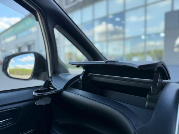 Toyota Noah III (R80) Рестайлинг с пробегом 2019 года, цена 2 999 000 рублей, 94163 км, минивэн, Автокод Объявления