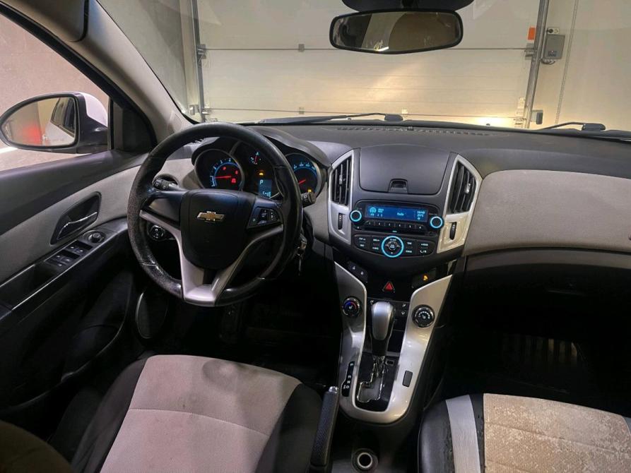 Chevrolet Cruze I Рестайлинг Новосибирск  - изображение 14