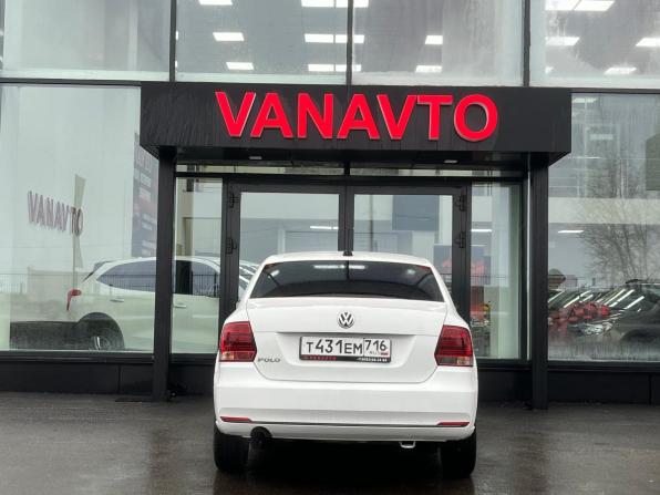 Volkswagen Polo V Рестайлинг с пробегом 2018 года, цена 1 150 000 рублей, 138000 км, седан, Автокод Объявления