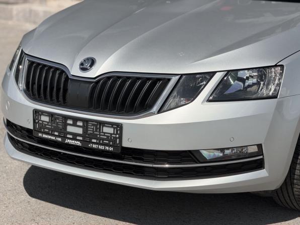 Skoda Octavia III (A7) Рестайлинг с пробегом 2018 года, цена 1 580 000 рублей, 136212 км, лифтбек, Автокод Объявления