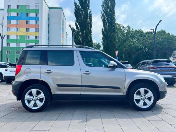 Skoda Yeti I с пробегом 2012 года, цена 955 000 рублей, 139632 км, внедорожник, Автокод Объявления
