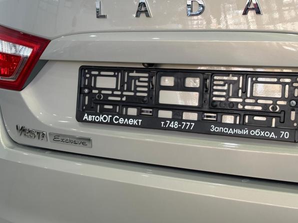 Lada (ВАЗ) Vesta I с пробегом 2017 года, цена 1 038 000 рублей, 55000 км, седан, Автокод Объявления