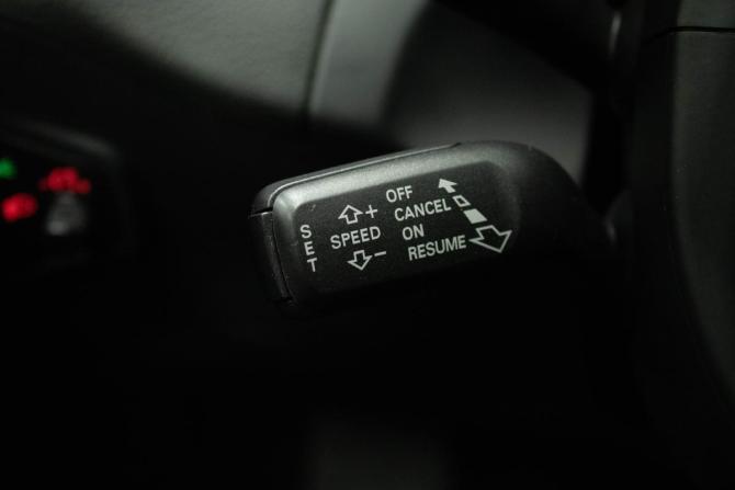 Audi Q5 I (8R) с пробегом 2012 года, цена 1 669 000 рублей, 123862 км, внедорожник, Автокод Объявления