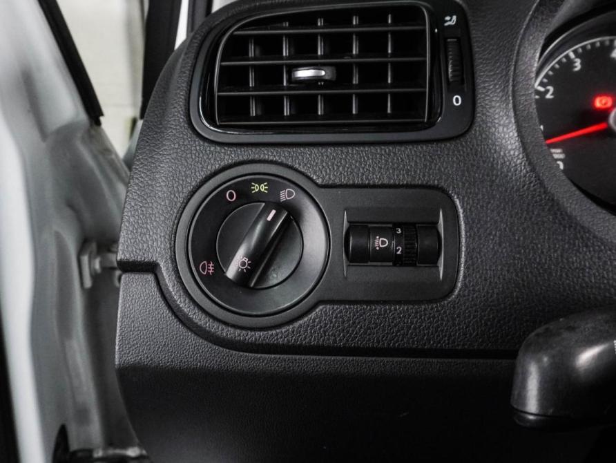Volkswagen Polo V Рестайлинг Воронеж  - изображение 12