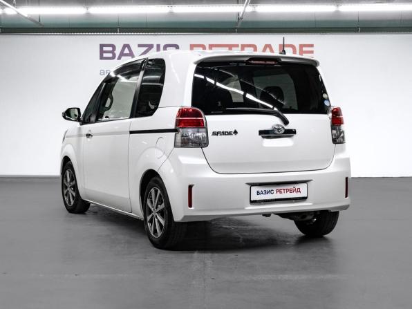 Toyota Spade с пробегом 2019 года, цена 1 450 000 рублей, 84458 км, компактвэн, Автокод Объявления